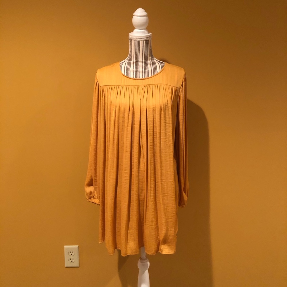 Urban Outfitters Dress - Picture 5 of 8